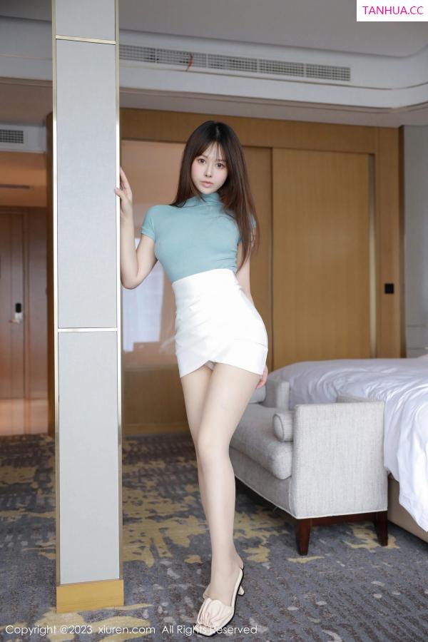 Evelyn艾莉  [XiuRen]高清写真图 2023.11.03 No.7608 Evelyn艾莉 南京旅拍第8张图片